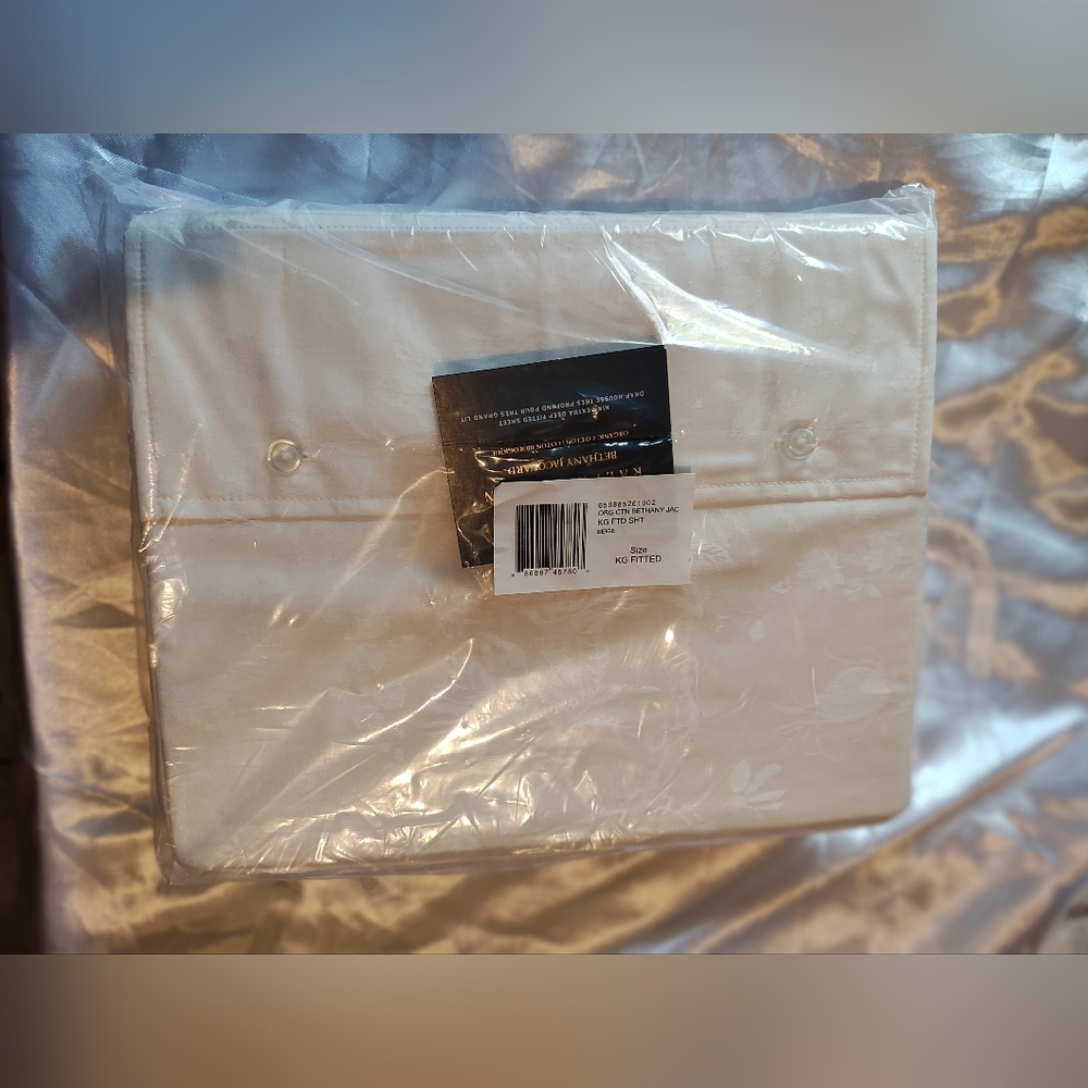 Ralph Lauren Organic cotton bedding white sheets.